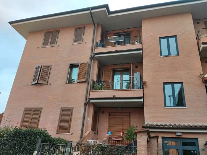 Appartamento quadrilocale in vendita in Via Rossini, Sovicille