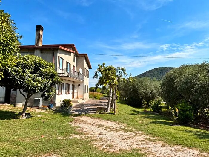 Casa con 5 locali in vendita in Via Valli, Arqua' Petrarca