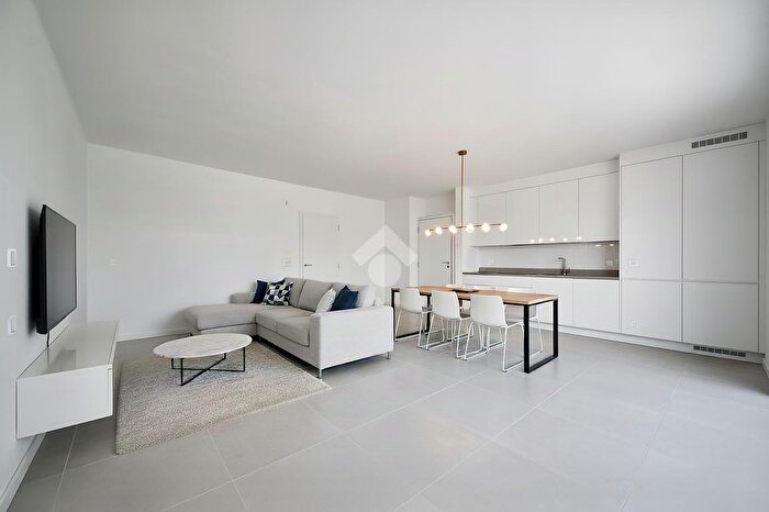 Appartamento quadrilocale in vendita in Via G Leopardi, Maranello