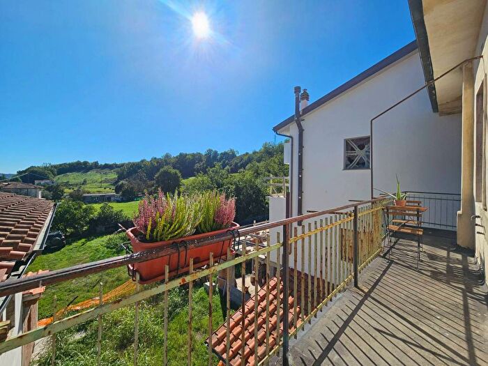 Appartamento con 5 locali in vendita in Via di Restone, Restone, Figline e Incisa Valdarno