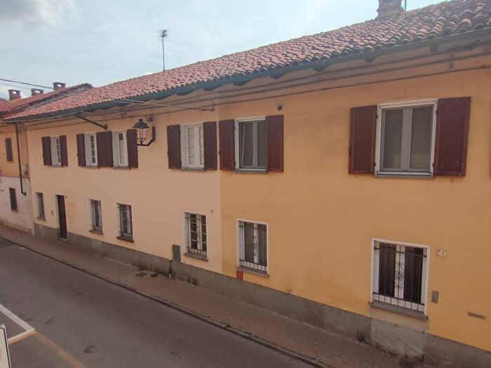 Appartamento trilocale in affitto in Via Cossolo, Villastellone