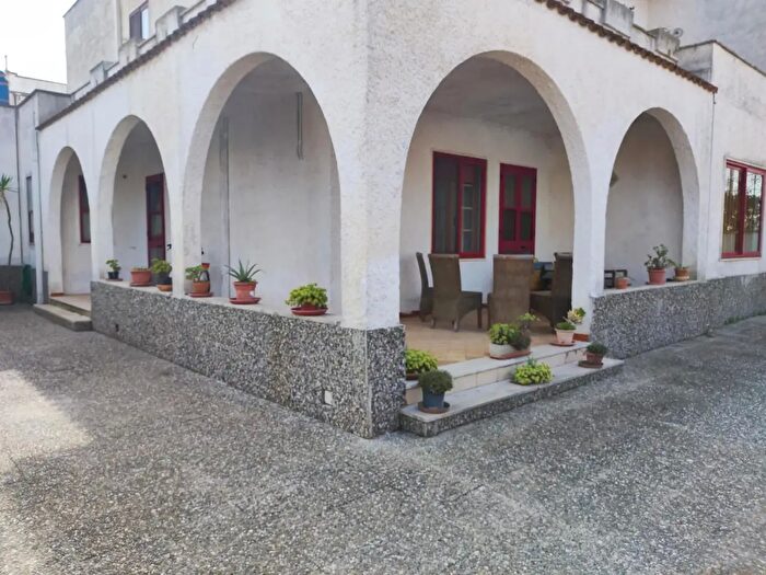 Casa quadrilocale in vendita in Via Giovanni Paisiello, Brindisi