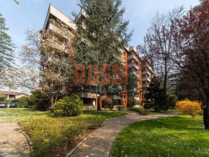 Appartamento quadrilocale in affitto in VIA GRIGNA, Viale Elvezia Rondò, Monza