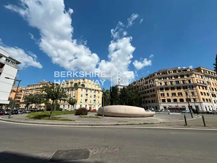 Appartamento bilocale in vendita in Piazza Bainsizza, Roma