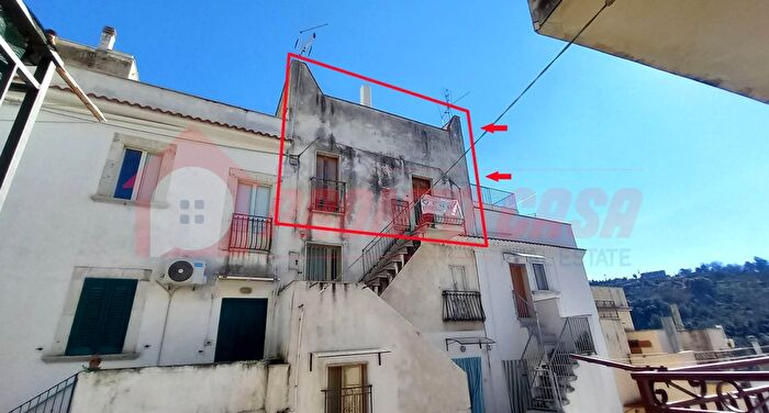 Appartamento bilocale in vendita in Via De Angelis, Ischitella