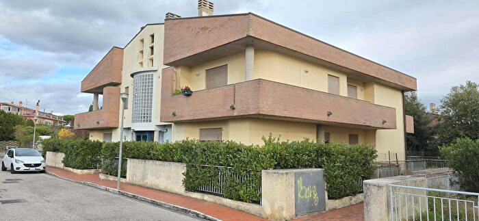 Appartamento quadrilocale in vendita in Via Gisa Giani, Perugia