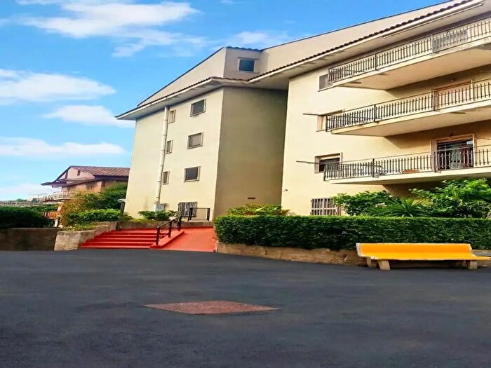 Appartamento quadrilocale in vendita in Via Salvo d'Acquisto, Agropoli