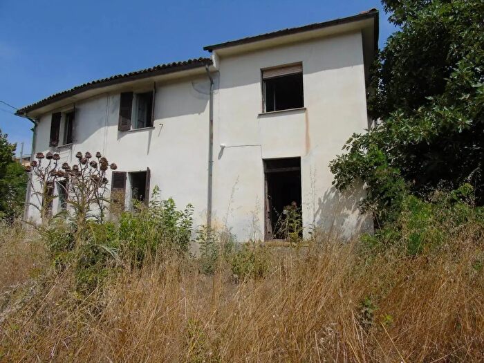Casa con 5 locali in vendita in Plodio