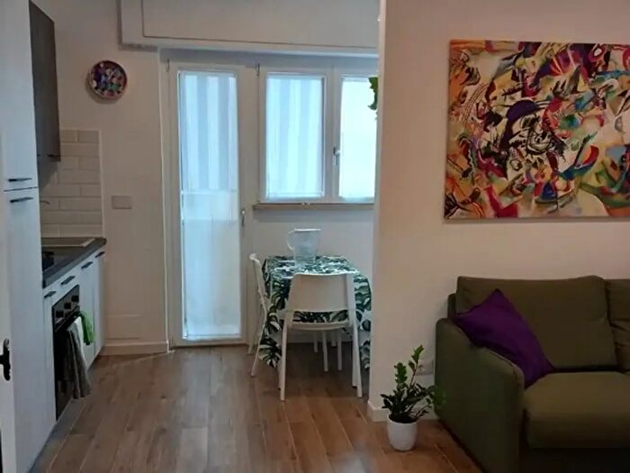 Appartamento bilocale in vendita in Via Giuseppe Chiarini, Roma
