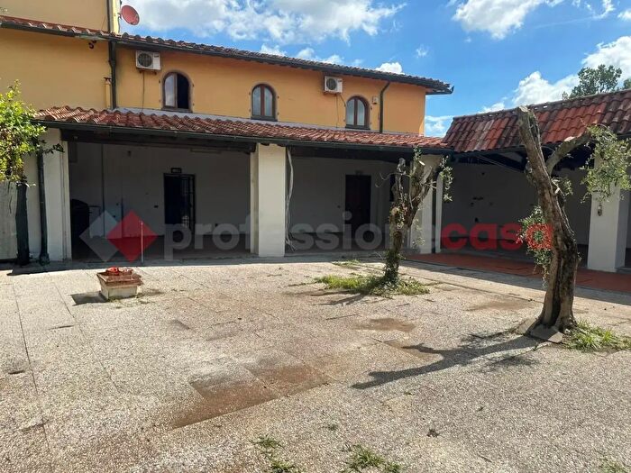 Casa con 5 locali in vendita in Via Torricella, Campi Bisenzio