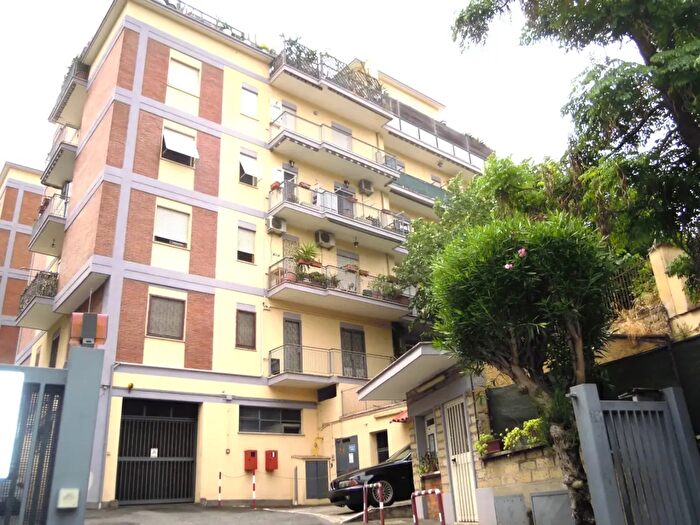 Appartamento bilocale in vendita in Via Portuense, Roma