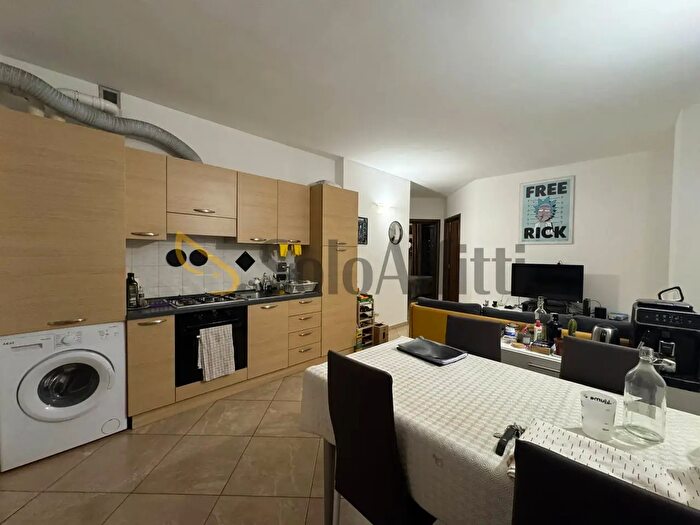 Appartamento trilocale in affitto in Via Brione, Torino