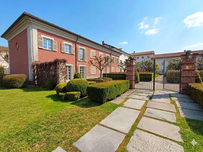 Appartamento trilocale in affitto in Via Giuseppe Cavallo, Venaria Reale