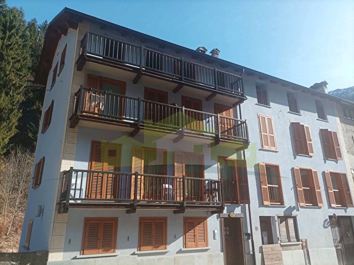 Appartamento bilocale in vendita in Via Andreis, Mollia