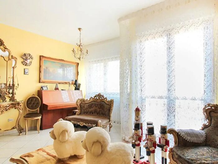 Appartamento con 5 locali in vendita in Via dei Ciclamini, Citta SantAngelo