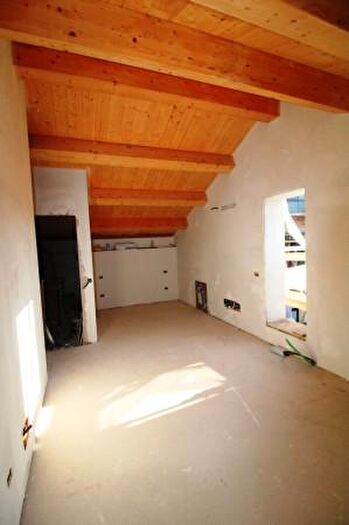 Appartamento trilocale in vendita in Jesi