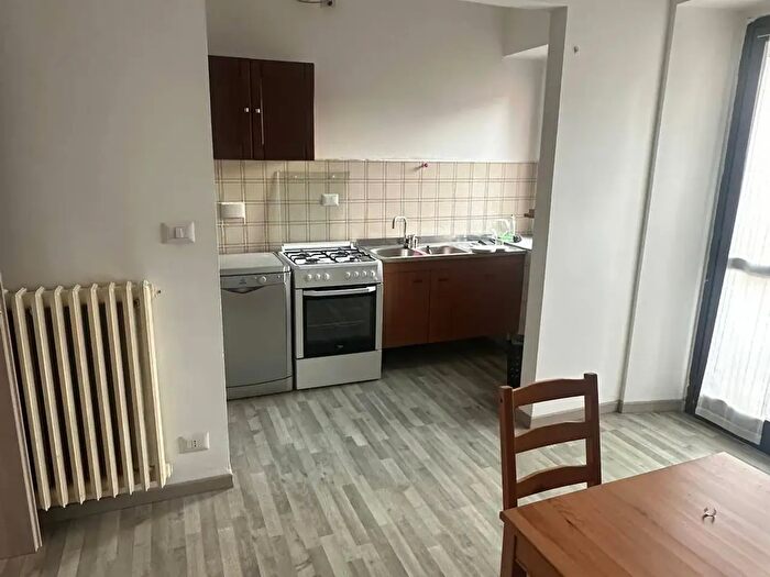 Appartamento trilocale in affitto in Via Torricelli, Torino