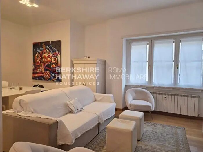Appartamento trilocale in affitto in Via Cattaro, Roma
