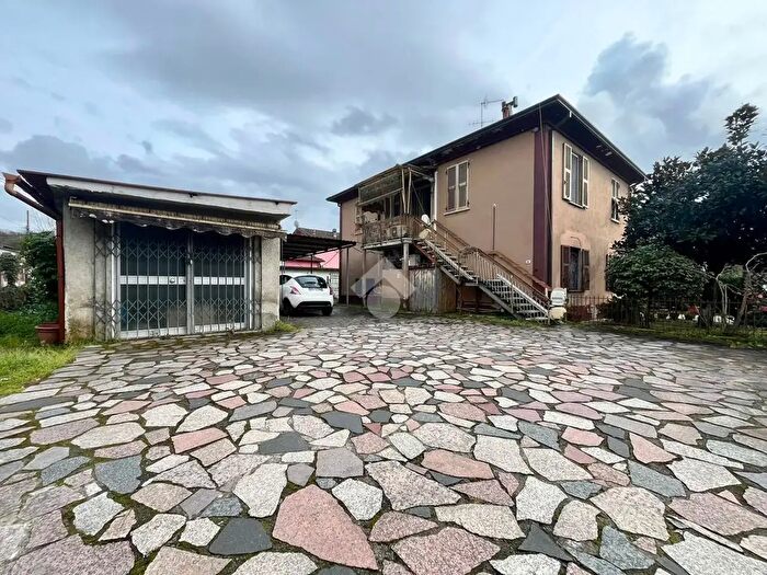 Casa con 5 locali in vendita in Via dei Molini, Sarzana