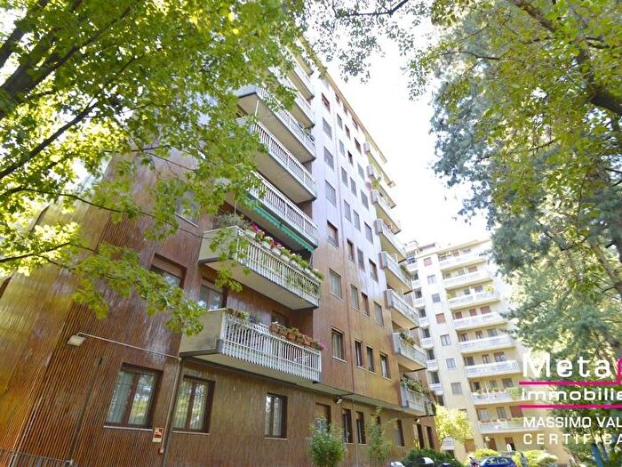 Appartamento trilocale in affitto in via Triulziana, Centro, San Donato Milanese