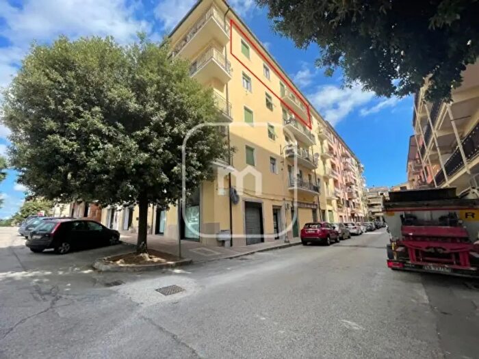 Appartamento quadrilocale in vendita in Via Giuseppe Mazzini, Artena