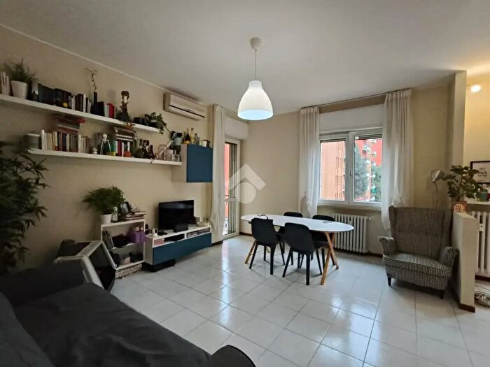 Appartamento bilocale in affitto in Via Val dOssola, Milano