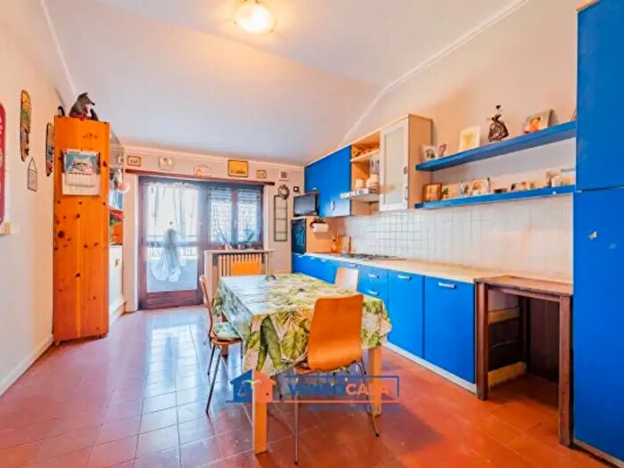 Appartamento trilocale in vendita in Piazza Vittorio Grasso, Dogliani