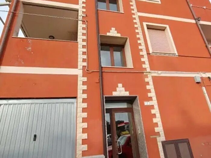Appartamento trilocale in vendita in Via Padre Luca Cubeddu, Alghero
