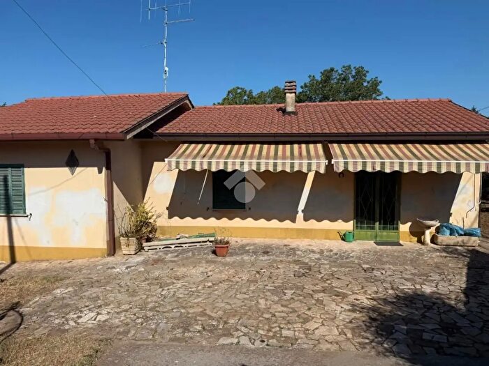 Casa trilocale in vendita in Via Casa Colonnella, Artena