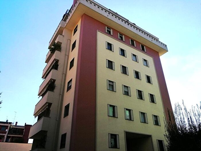 Appartamento bilocale in affitto in Via Casoretto, Casoretto, Milano