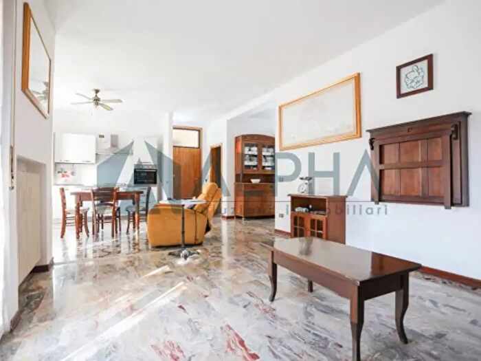 Appartamento quadrilocale in vendita in Via Capanne, Cesena