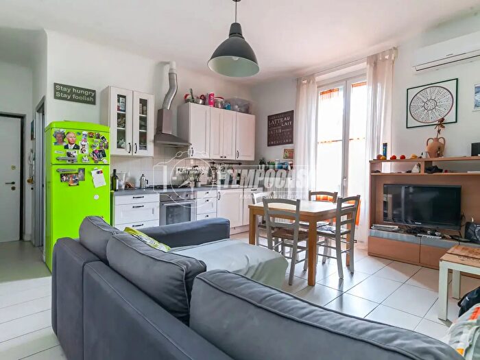 Appartamento trilocale in vendita in Viale Nazario Sauro, Milano