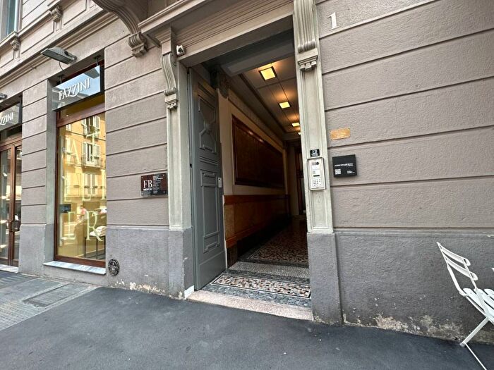 Appartamento bilocale in affitto in Via Arco, Cadorna Castello, Milano