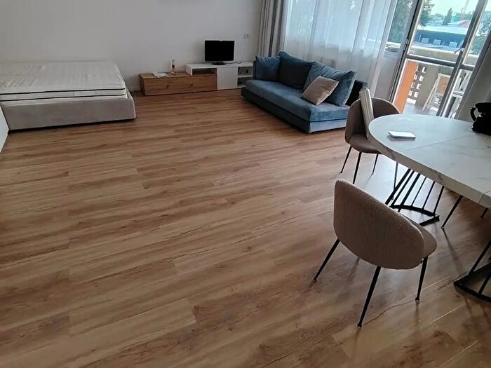 Appartamento monolocale in affitto in Seregno