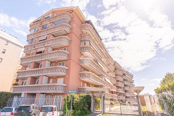 Appartamento bilocale in vendita in Via Guglielmo Petroni, Roma