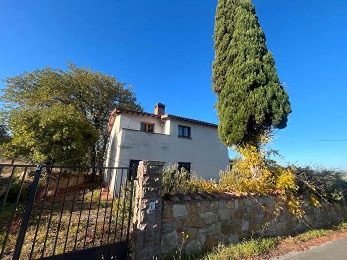 Casa quadrilocale in vendita in Vocabolo Ponibbiale, Piegaro