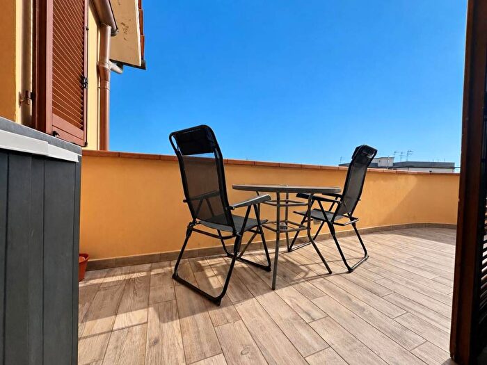 Appartamento bilocale in vendita in Via Louis Pasteur, Ponzano, Empoli