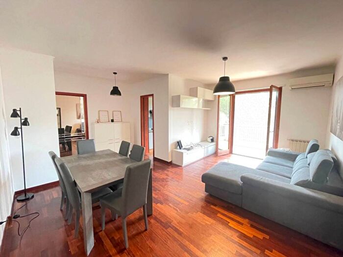 Appartamento trilocale in affitto in Via degli Aldobrandeschi, Pisana Bravetta, Roma