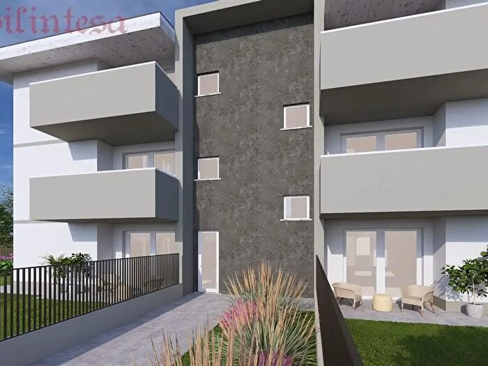 Appartamento quadrilocale in vendita in Via Alessandro Pertini, Martinengo