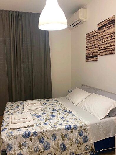 Casa monolocale in affitto in Milano V Giornate XXII Marzo Porta Romana Via Calvi, Milano