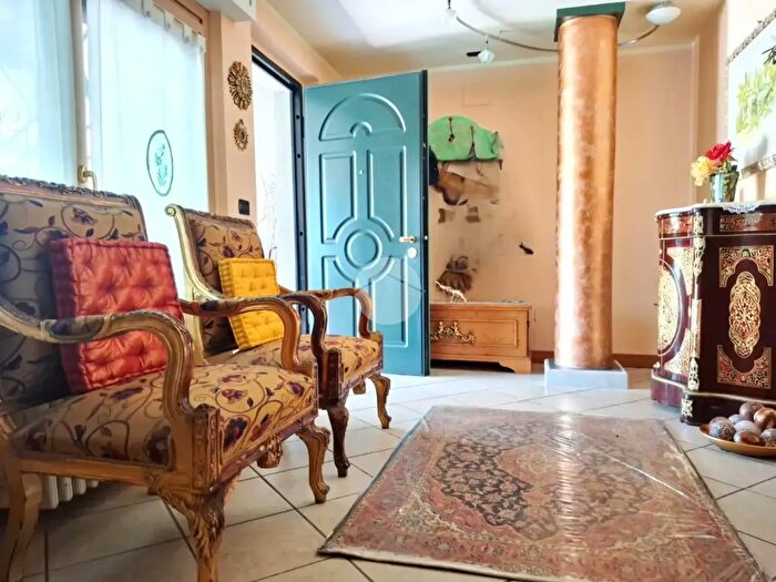 Casa con 5 locali in vendita in Via Amadeo Modigliani, Voghera