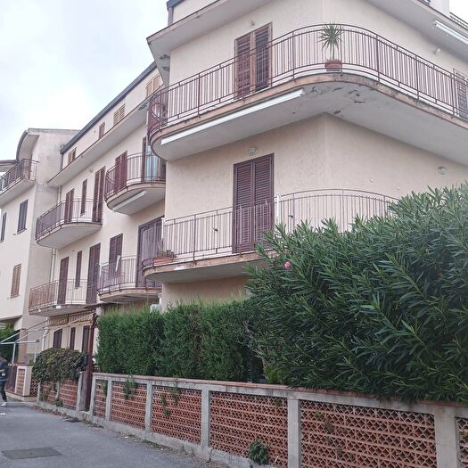 Appartamento bilocale in vendita in Via Ss, Falcone