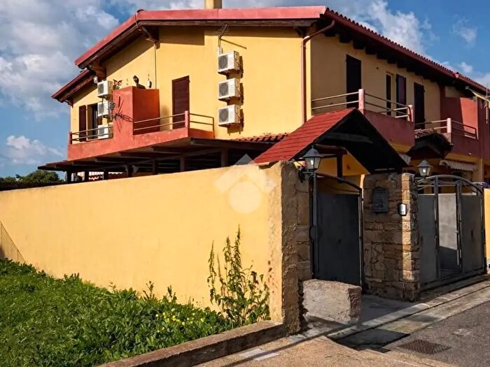 Appartamento quadrilocale in vendita in Villa Capo Schiera Via Milano, Villaspeciosa