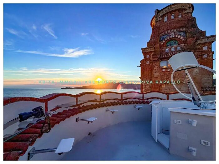 Appartamento con 5 locali in affitto in Via Aurelia, Zoagli