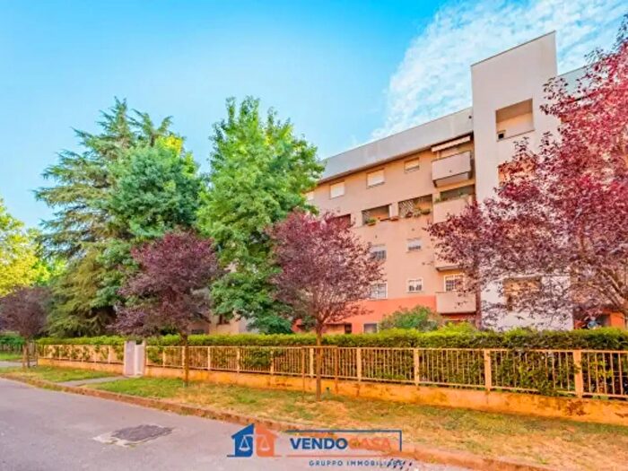 Appartamento quadrilocale in vendita in Via Boffalora, Milano