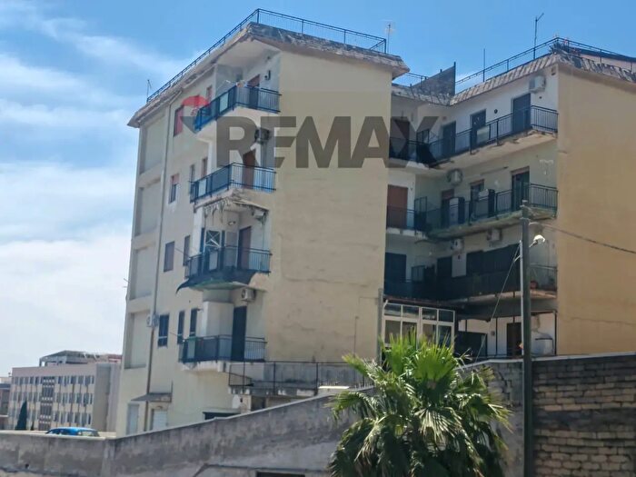 Appartamento trilocale in vendita in Viale Marco Polo, Catania