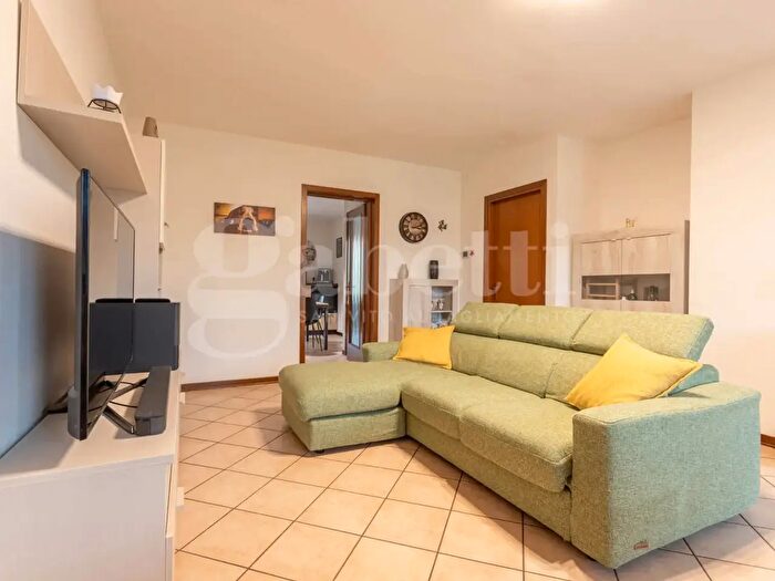 Appartamento con 5 locali in vendita in Via Torrate, San Vito Al Tagliamento