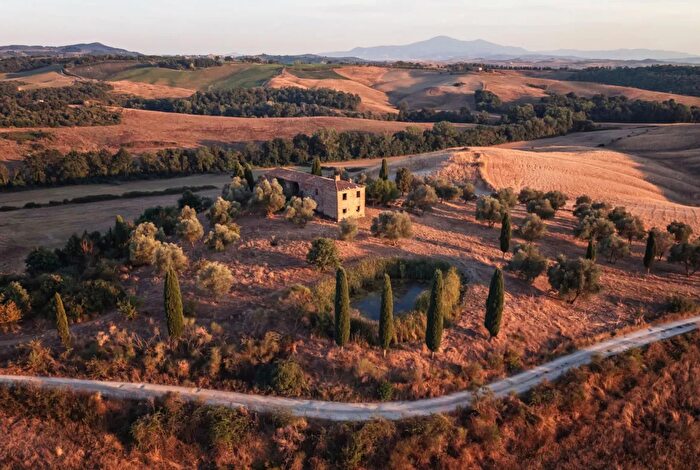 Casa in vendita in Asciano