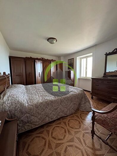 Casa con 5 locali in vendita in Alzano Lombardo