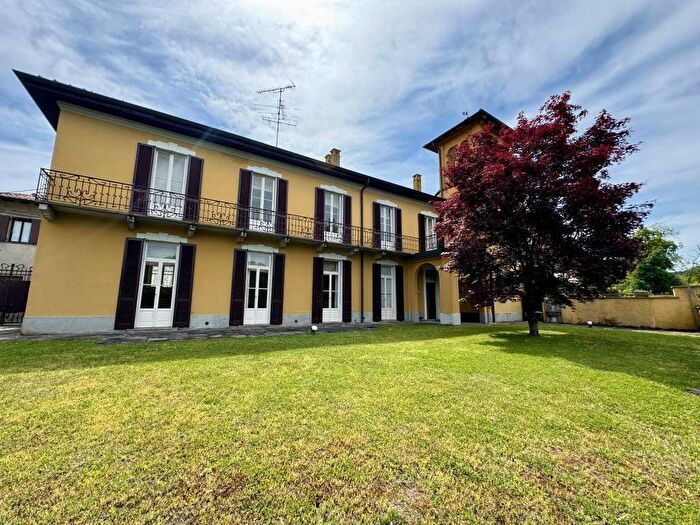 Casa quadrilocale in affitto in Via Narciso Nicola, Coarezza, Somma Lombardo